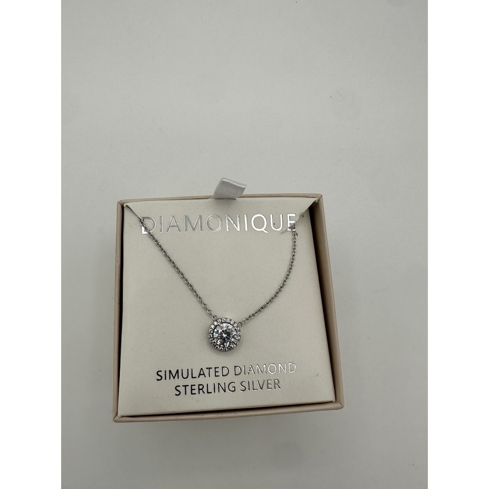 Woman Necklace Lafonn 1.03ctw Sterling Silver Simulated Diamond Halo Pendant